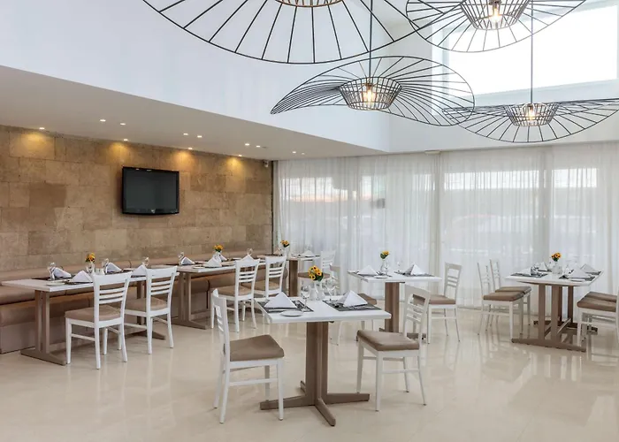 Отель Western Plaza Родос