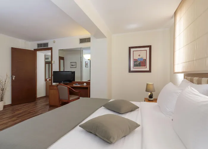 Отель Western Plaza Родос