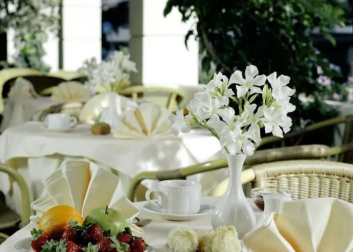 Western Plaza Родос