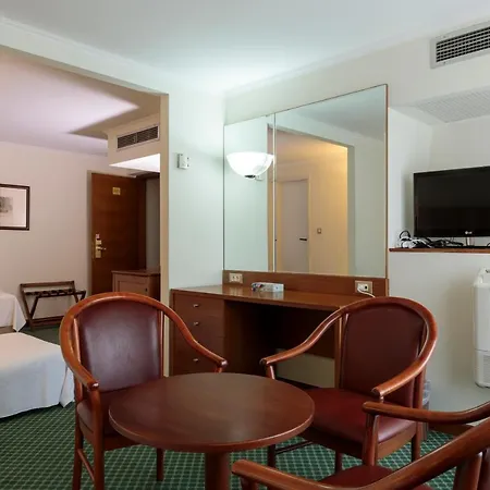Western Plaza Hotel