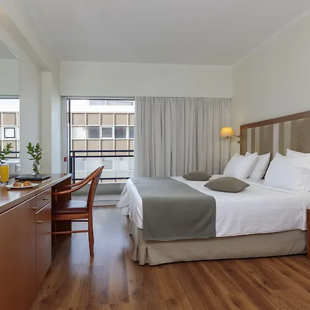 Western Plaza Hotel 4*