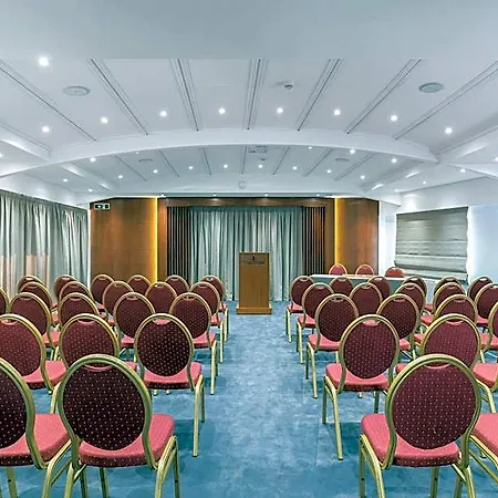 Hotel Western Plaza 4*