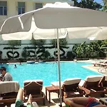 Western Plaza Ξενοδοχείο