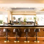 Ξενοδοχείο Western Plaza