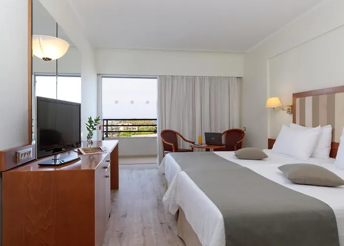 Western Plaza 酒店 4*